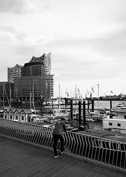 Hamburg street ©️ lophoto